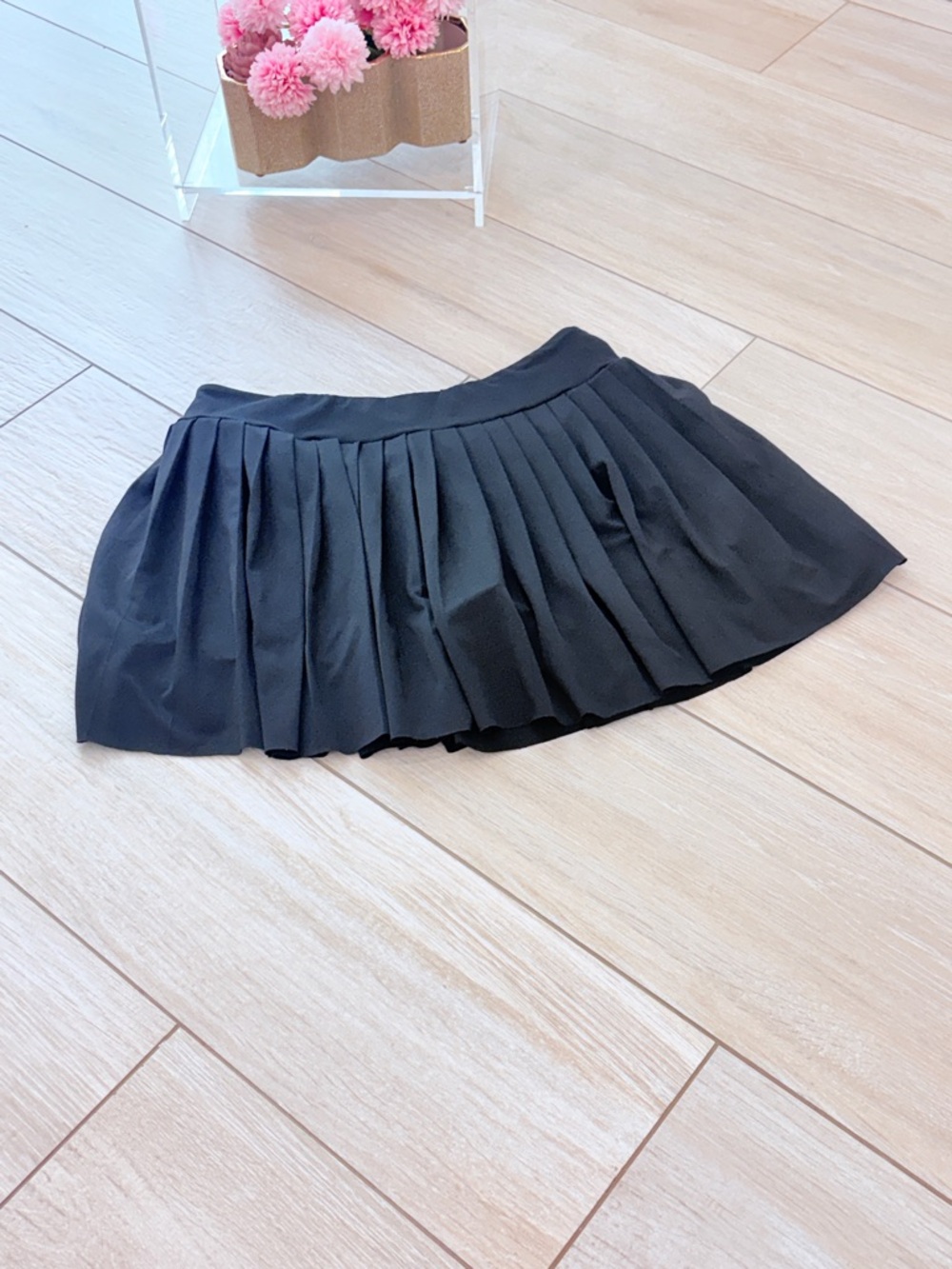 SHEIN Black Pleated Mini Skirt